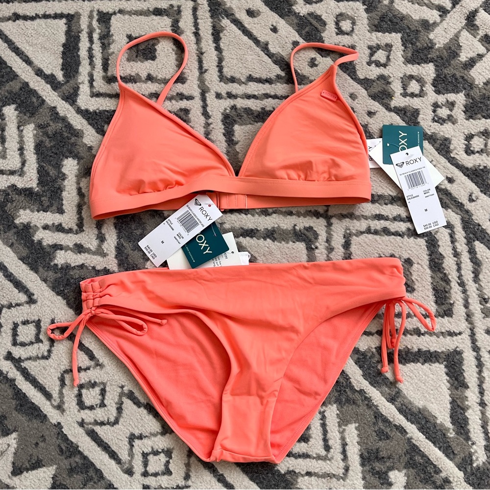 Roxy triangle swimsuits - Picture 1 of 5